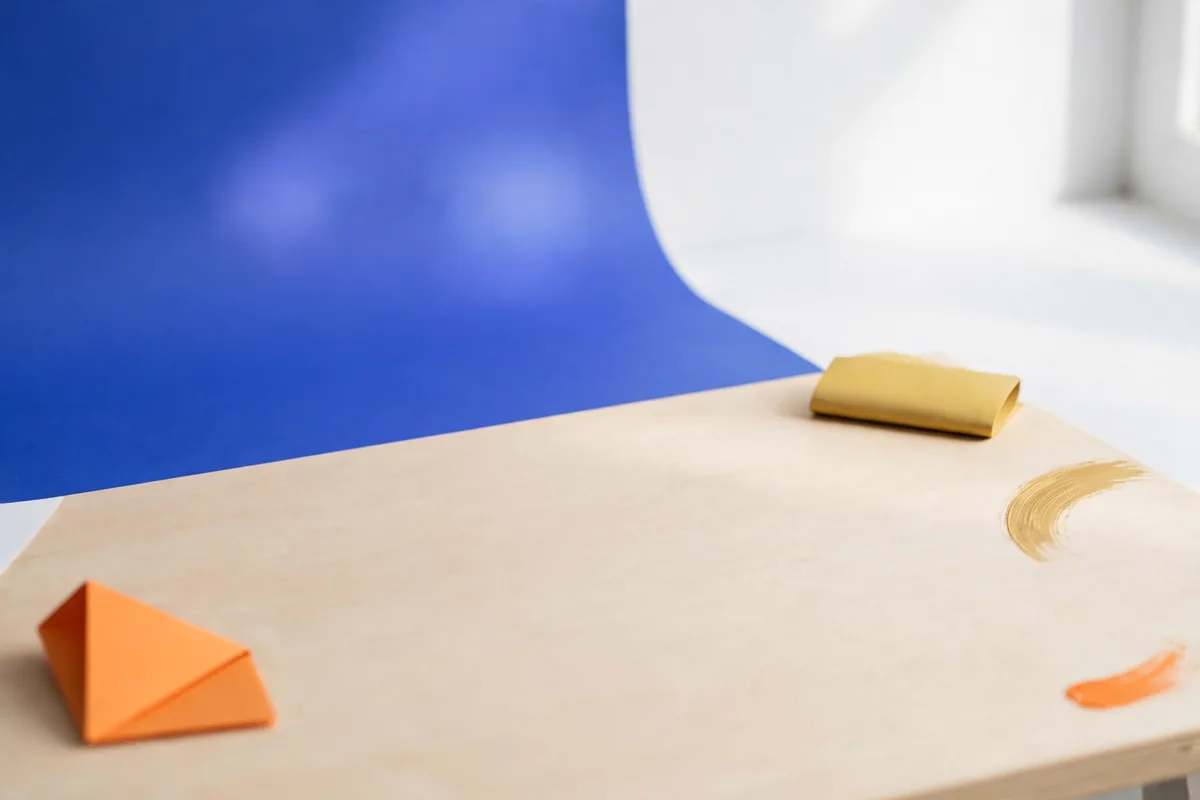 An empty clean desk